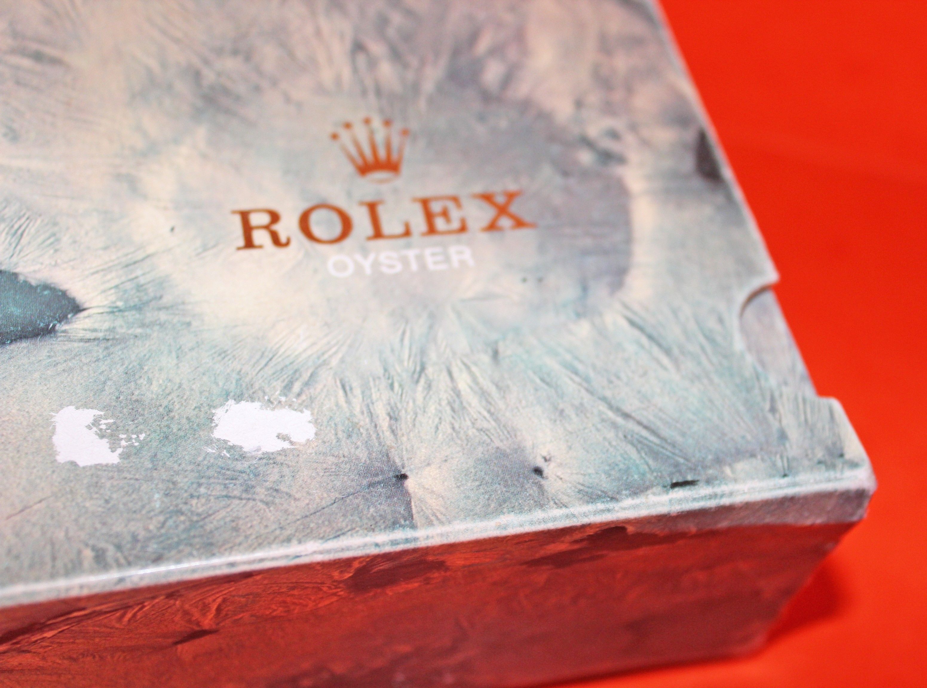 vintage-rolex-collectible-watch-box-storage-rolex-80s-moon-crater-outer-box-5513-submariner.jpg