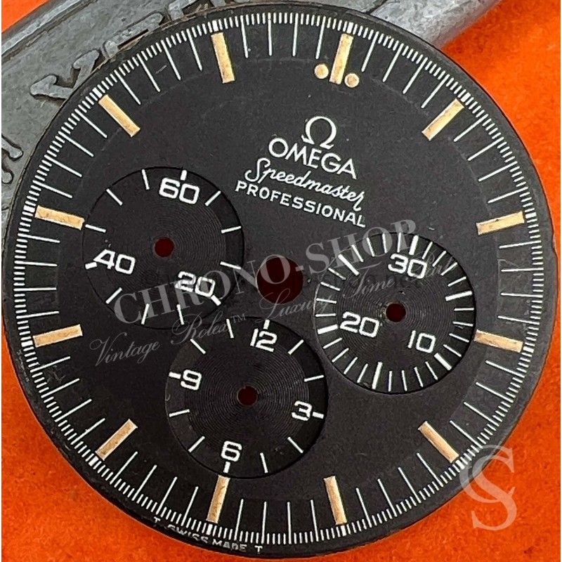 Omega Speedmaster Cadran vintage Montres Omega SPEEDMASTER Professional Tritium signé SINGER