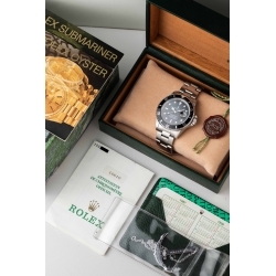 Rolex Submariner Date 16610 Warranty Guarantee Certificate Model 16610 Serial Z circa 2004, 2005
