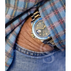 Rolex Submariner Date 16803,16808 Rare Gilt yellow gold handset tritium yellow  shades mint Rolex cal 3035