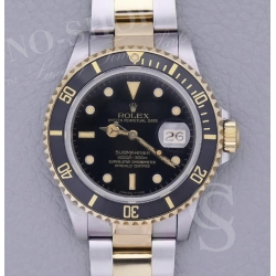 Rolex Submariner Date 16803,16808 Rare Gilt yellow gold handset tritium yellow  shades mint Rolex cal 3035