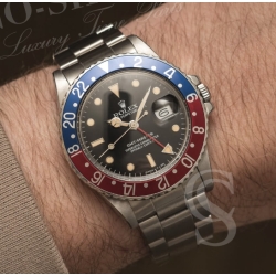 ROLEX GMT 16750 VINTAGE AIGUILLES TRITIUM PATINE JAUNE CLAIR MONTRES ROLEX GMT MASTER 16750 Cal 3075