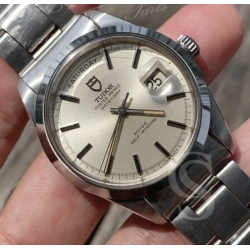ROLEX verre plexiglas cyclope ancien 124 montres TUDOR VINTAGE ref 25-124 montres tudor prince day date 7017, 7019