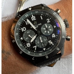 Breitling bracelet pour montres Super Avi B04 Chronograph Gmt 46 Super Mosquito Night SB04451A1B1X1