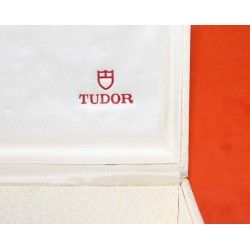 Rare Tudor Medium size leather box Red / burgundy color and wooden from 70's ref 94 00 1