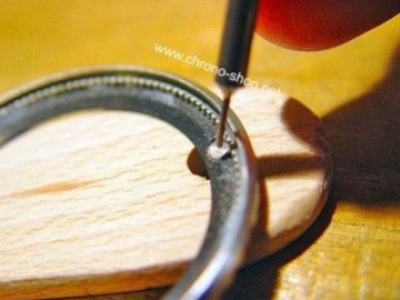 CHANGER LA PERLE ROLEX DE SON INSERT GRADUE
